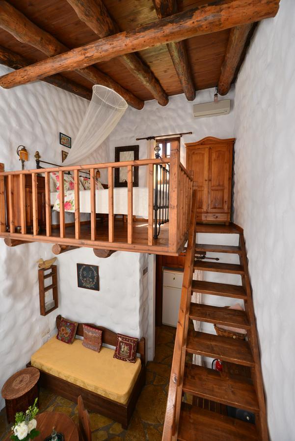Ferienwohnung Viglatoras Sárkhos Exterior foto