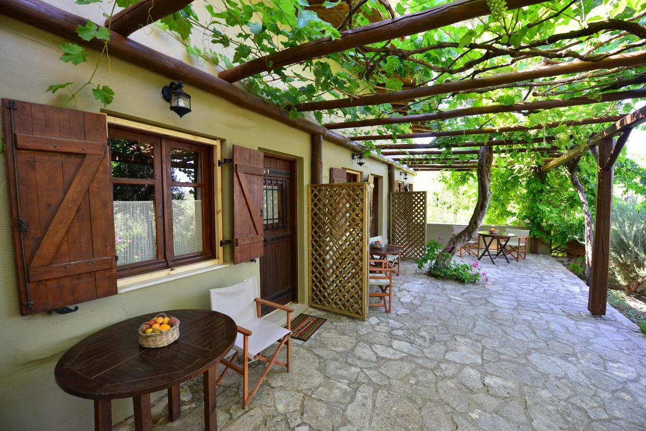 Ferienwohnung Viglatoras Sárkhos Exterior foto